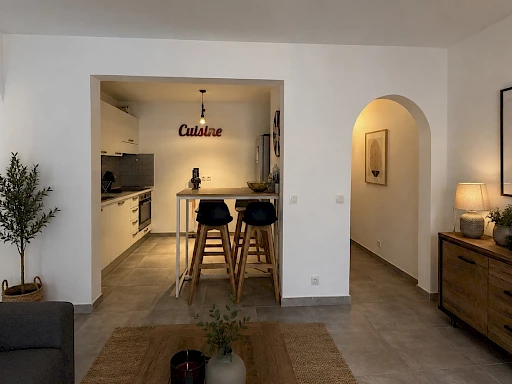 BASTIA HAUTEUR T3 avec parking privé et cave