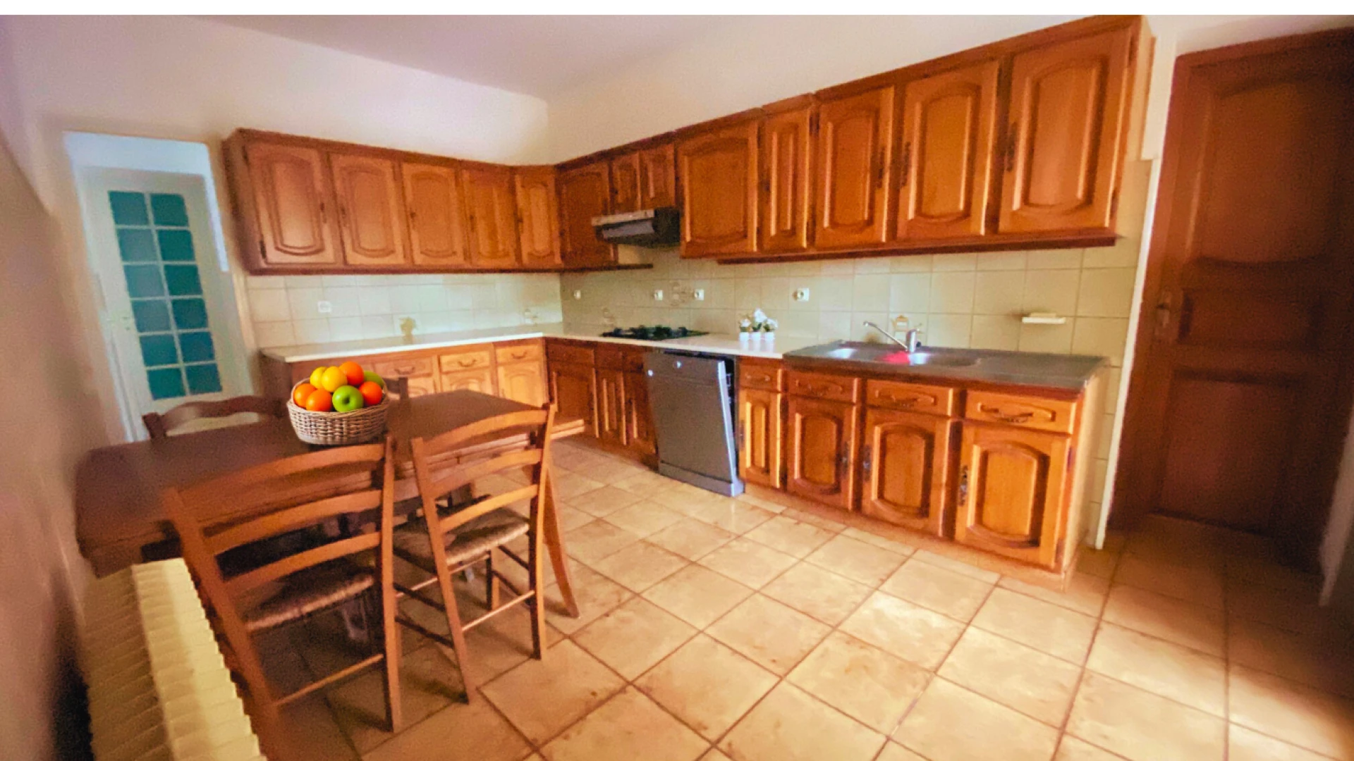 VILLA  T4 DE PLAIN-PIED AVEC GARAGE, TERRASSES CAVE ET JARDIN D'AGREMENT;