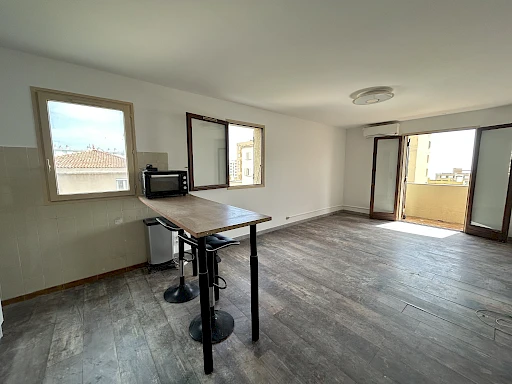 EXCLUSIVITÉ : APPARTEMENT T2 VUE MER + CAVE + PARKING (BASTIA SUD)