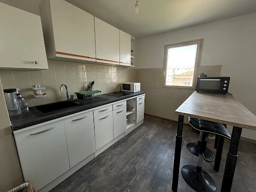 EXCLUSIVITÉ : APPARTEMENT T2 VUE MER + CAVE + PARKING (BASTIA SUD)