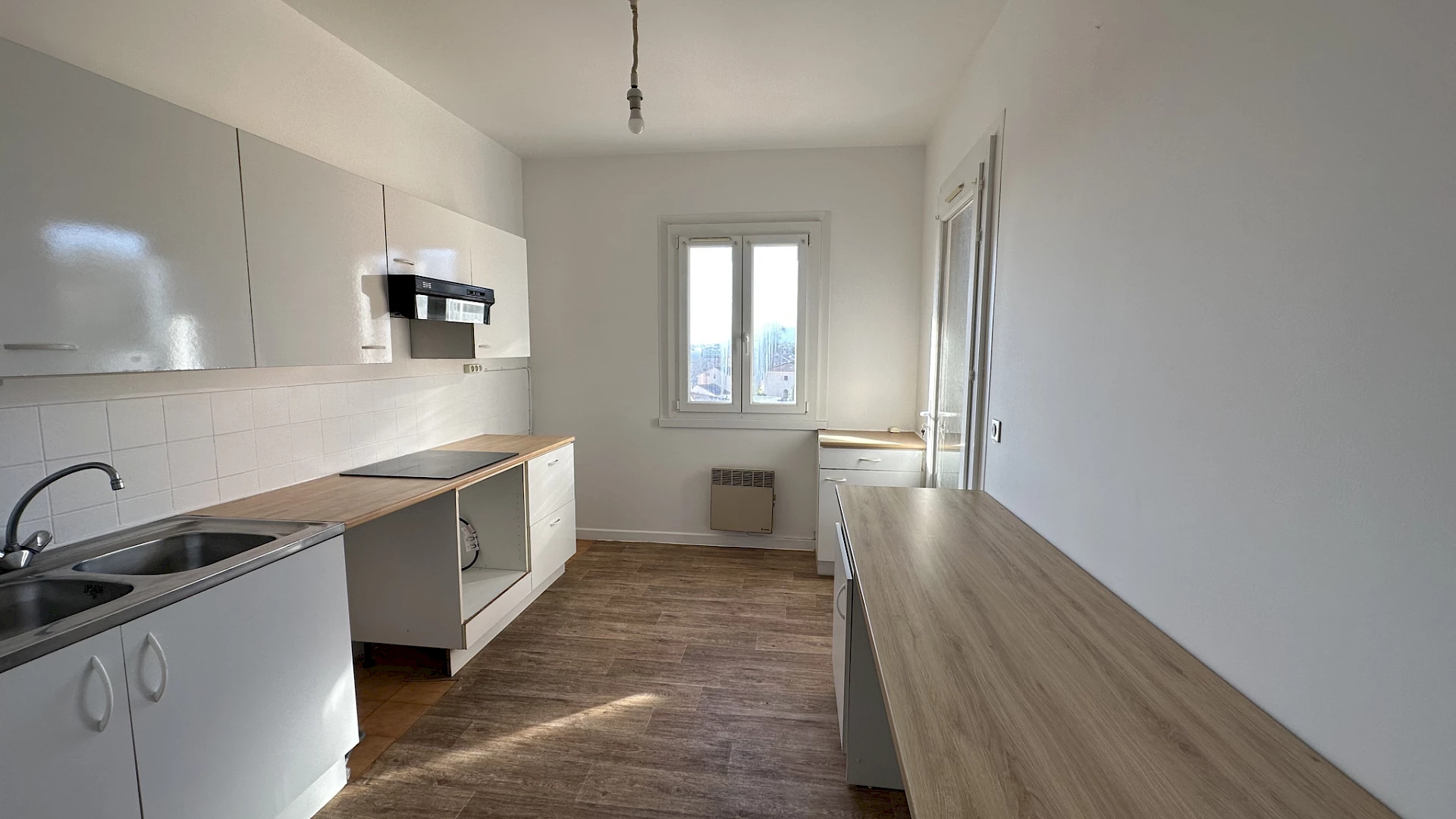 Appartement 3 pièces avec terrasse et cave à BIGUGLIA