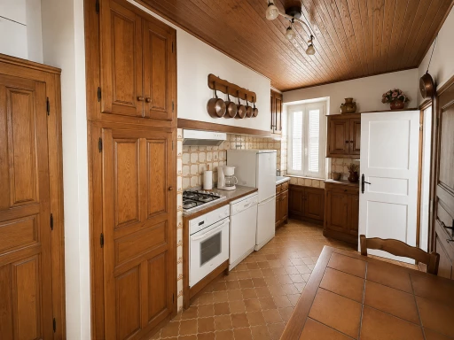 Appartement T3/T4 avec balcon, terrasse et grenier à SILVARECCIO