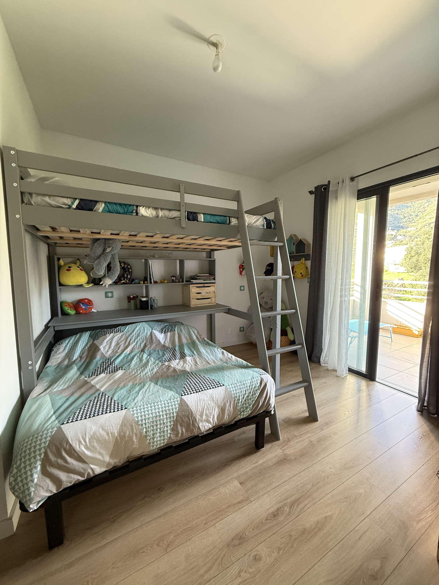 Biguglia   T3 de standing avec vue mer et parking privé