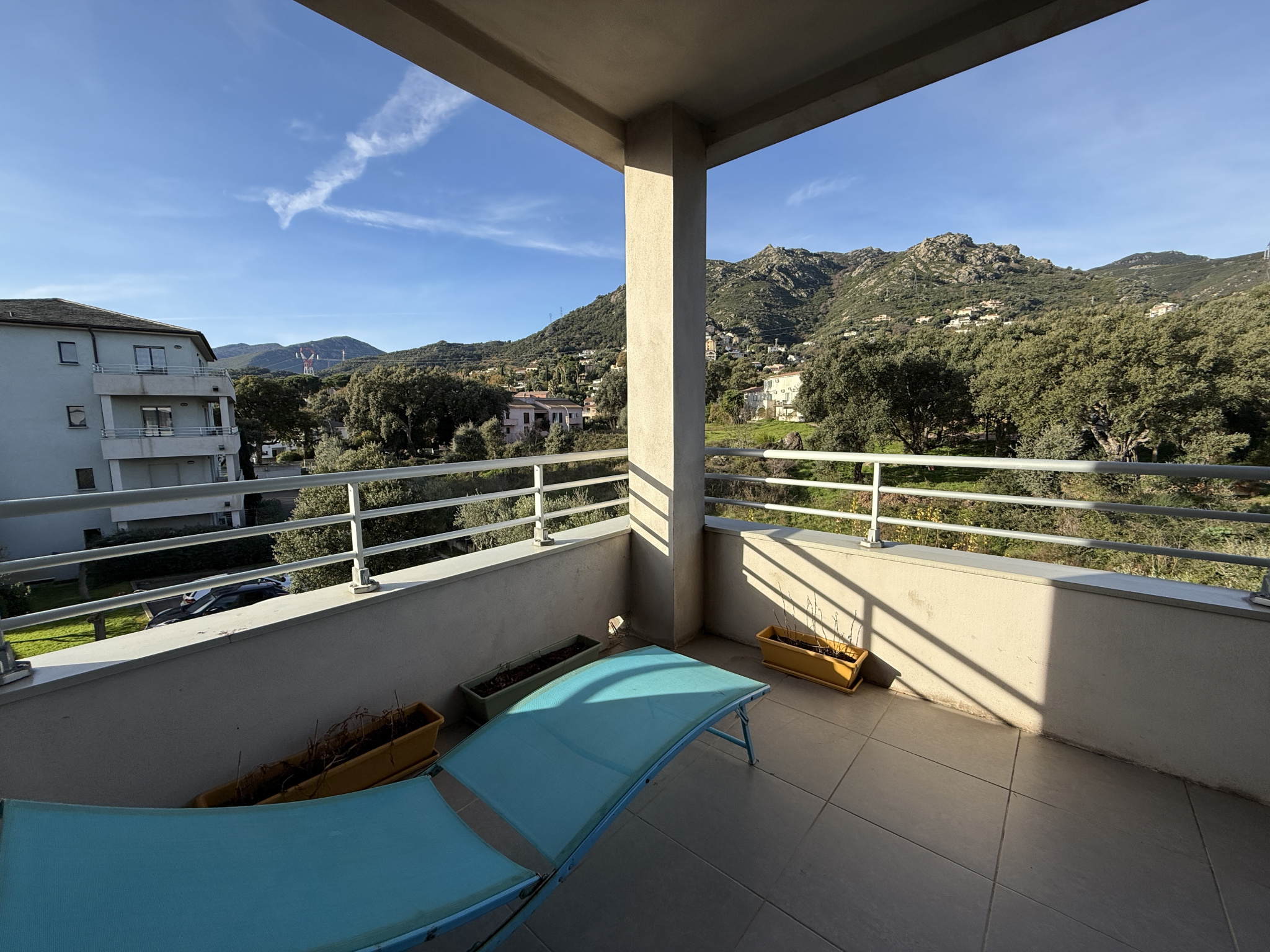 Biguglia   T3 de standing avec vue mer et parking privé