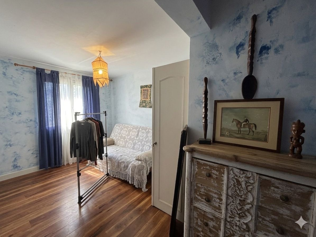 Appartement T5 avec terrasse, parking et cave à BASTIA (Toga)