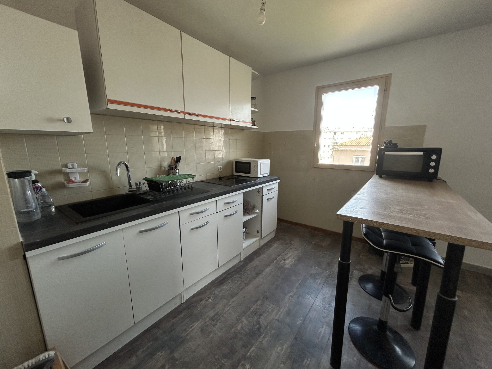 EXCLUSIVITÉ : APPARTEMENT T2 VUE MER + CAVE + PARKING (BASTIA SUD)