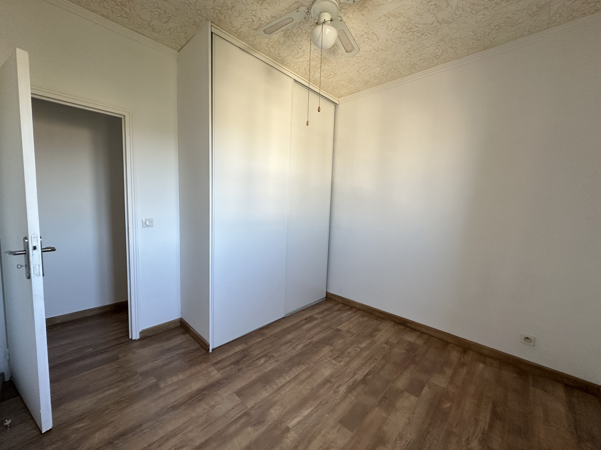 Appartement 3 pièces avec terrasse et cave à BIGUGLIA