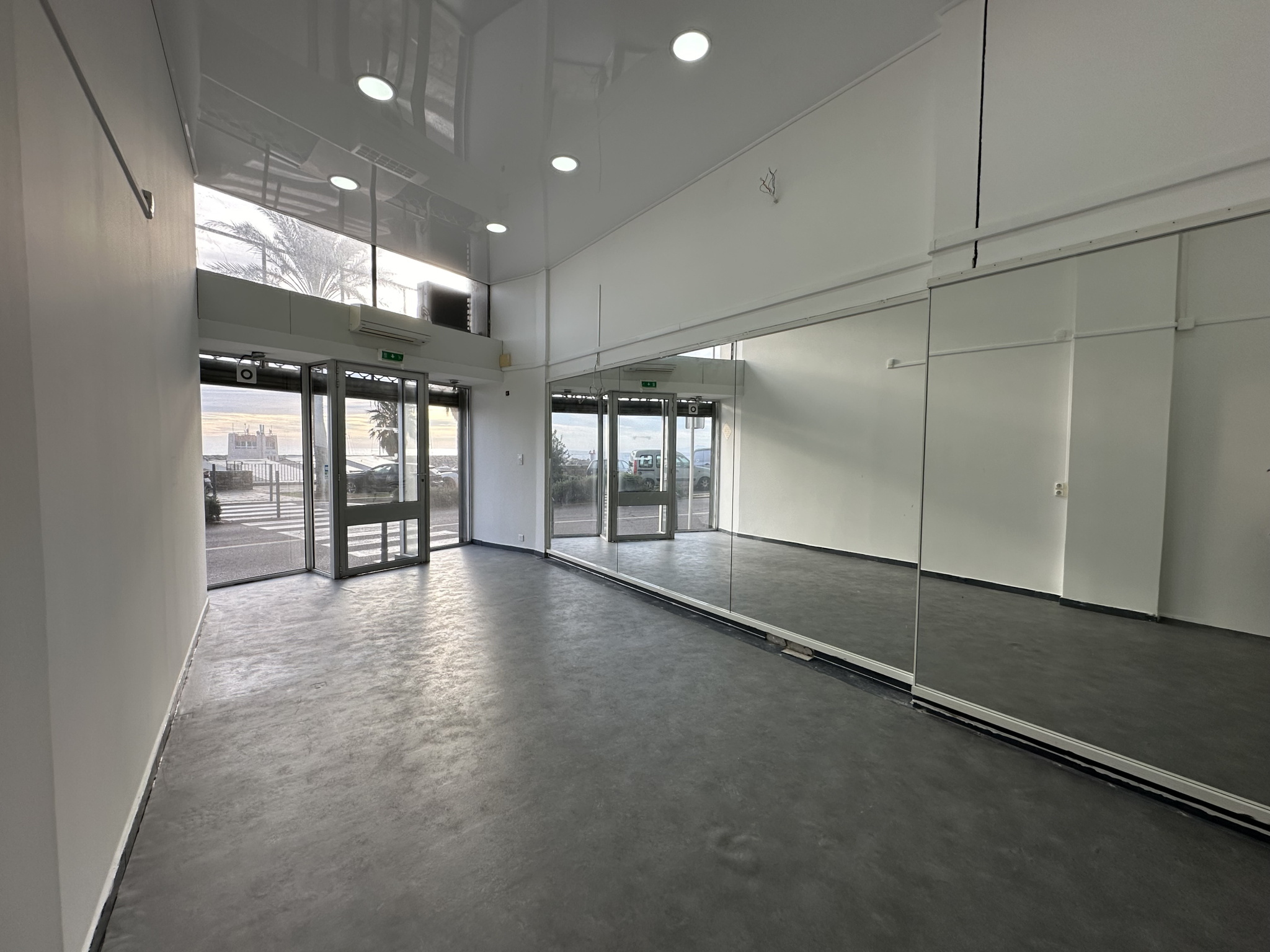 Murs commerciaux de 43m2 à VILLE DI PIETRABUGNO