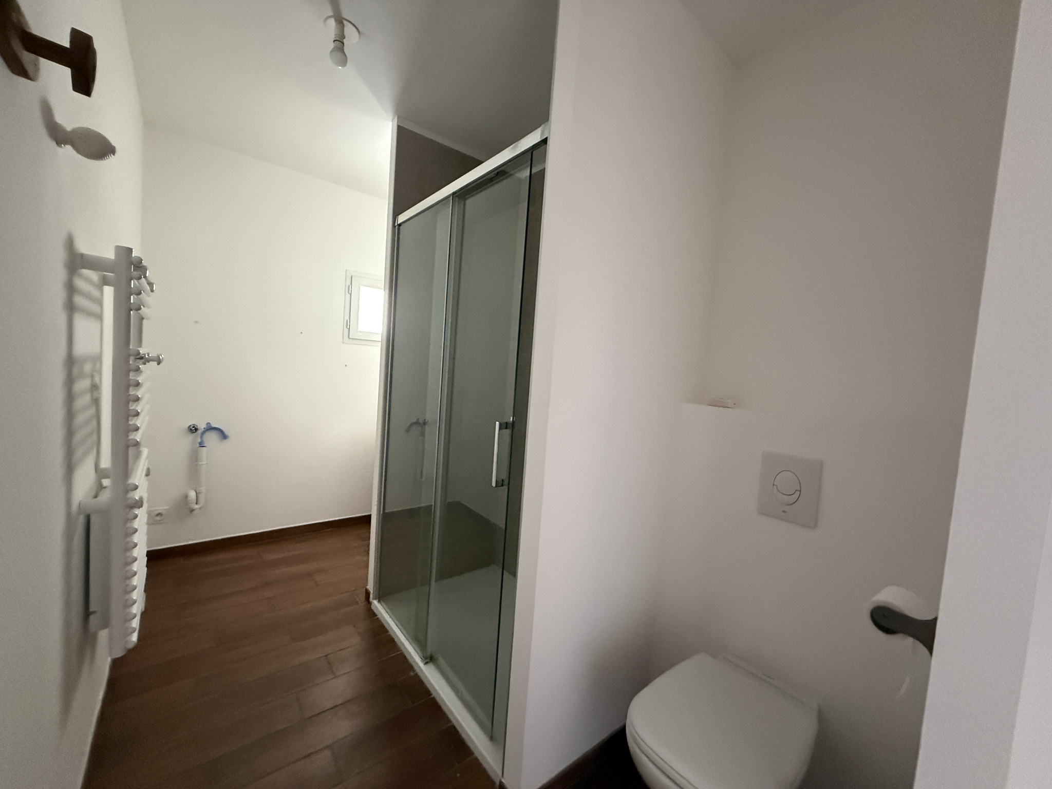 T3 de 65 m2 vue mer avec terrasse + 2 places de parking privées