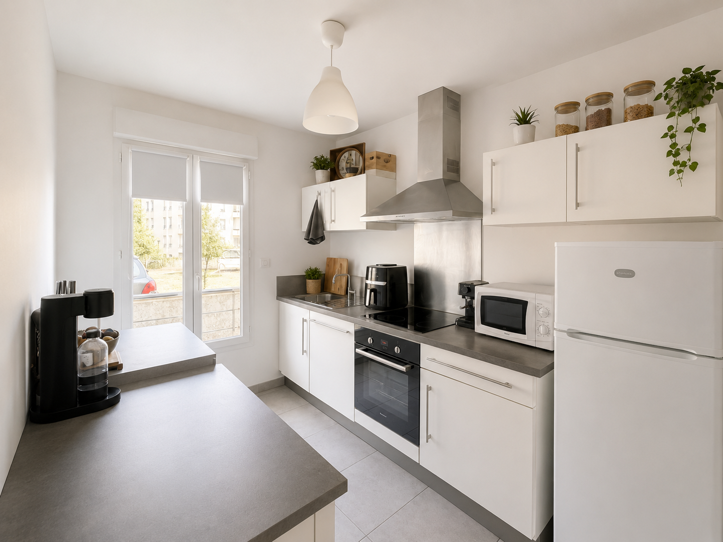 Appartement 2 pièces avec terrasse et parking à BASTIA (Hauteur )