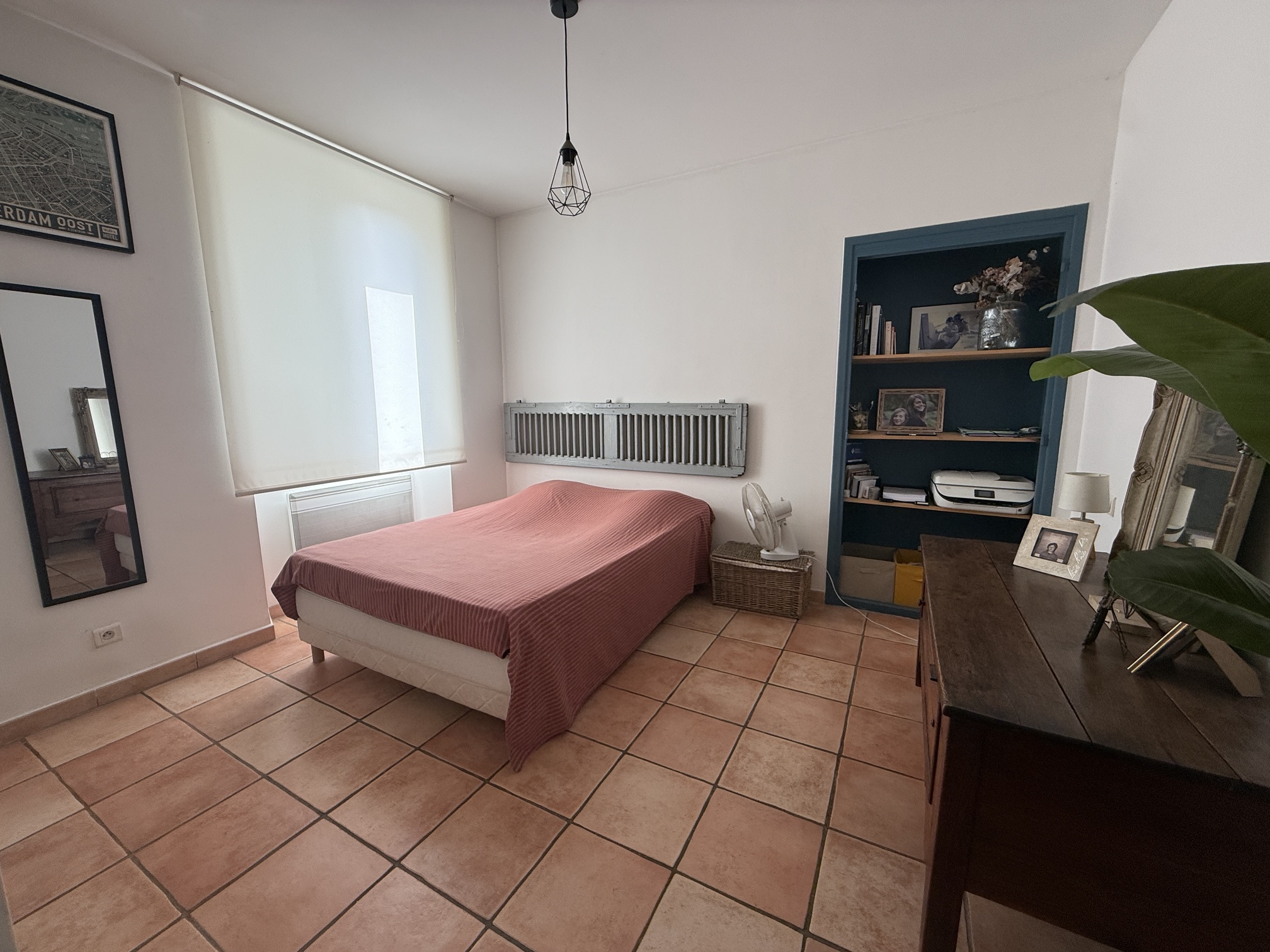 APPARTEMENT T3 AU 1ER ETAGE D'UNE MAISON EN PIERRE