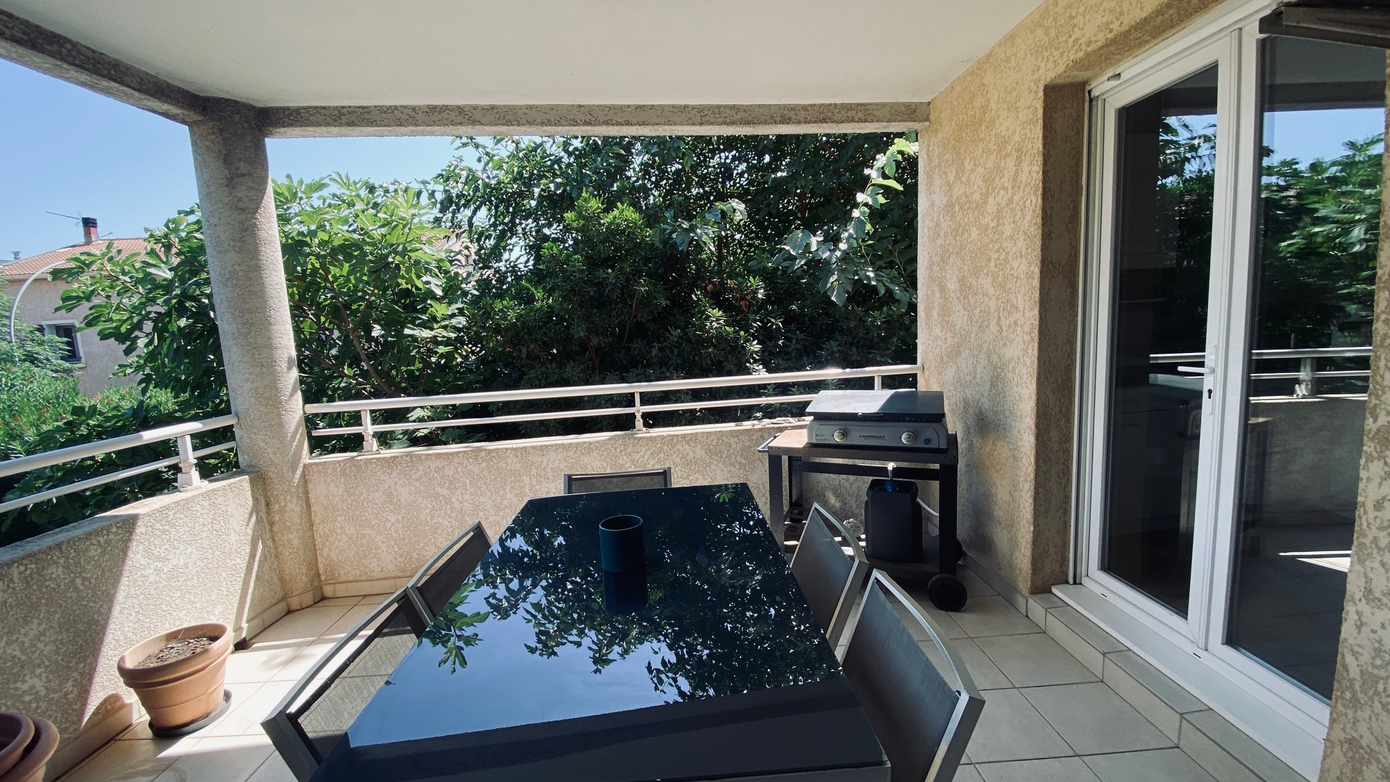 APPARTEMENT T3 DE 72 M2 AVEC TERRASSE