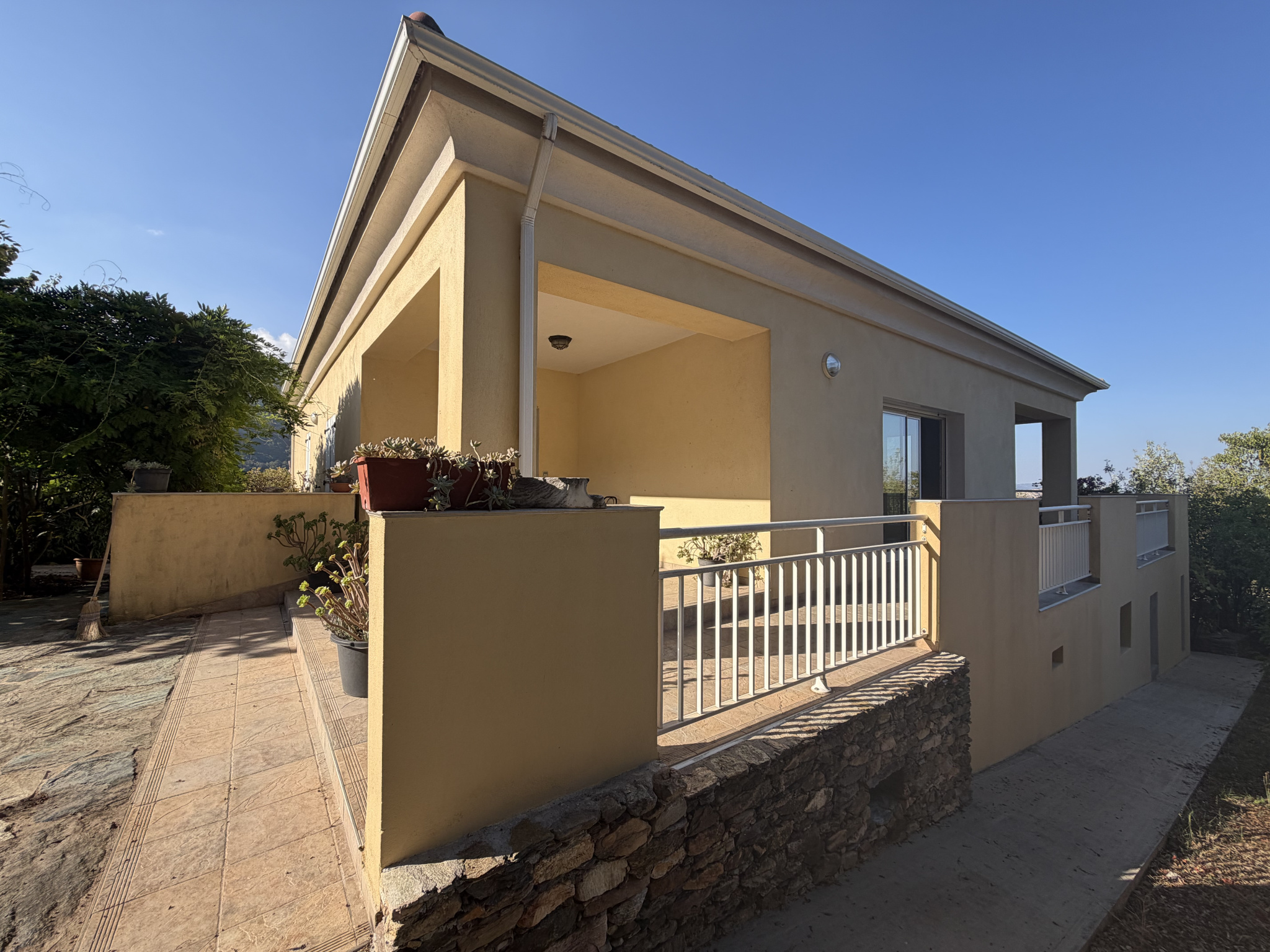Villa individuelle avec terrasse, jardin et garage à BARBAGGIO